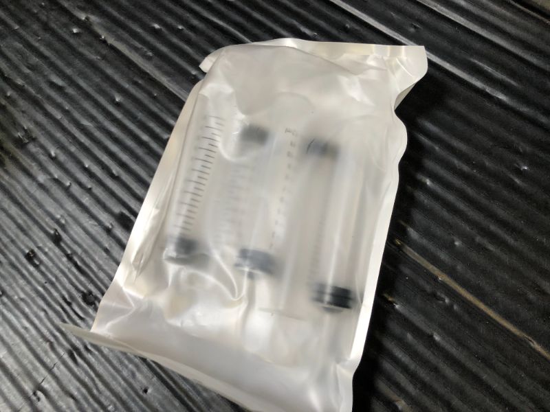 Photo 1 of Wisdom Teeth Syringe, 5 Pack Irrigation Dental Syringes with Measure Scale & Curved Tip for Dental Care Liquid Oral Tonsil Stone