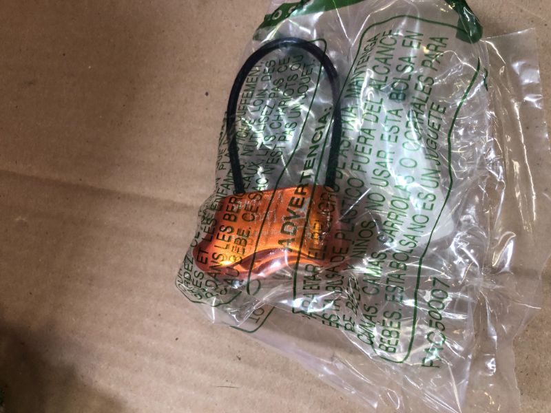 Photo 1 of TRIWONDER ATC Belay Device V-grooved Micro Rescue Guide Belay Device Rock Climbing Rappelling (Orange)