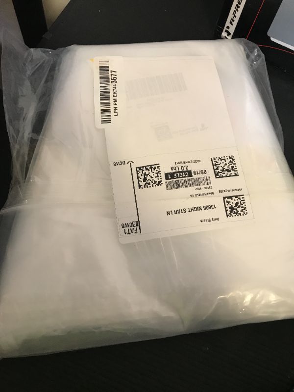 Photo 1 of 100 Pack Pastry Bags Thickened 18 inch Disposable Decorating Icing Piping Bags with 4 Icing Bag Ties, Extra Thick Anti-Burst Piping Bags for Cookie/Cake Decorating Supplies