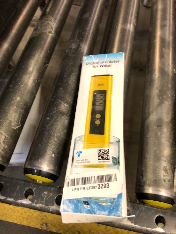 Photo 1 of PH Meter for Water Hydroponics Digital PH Tester Pen 0.01 High Accuracy Pocket Size with 0-14 PH Measurement Range for Household Drinking, Pool and Aquarium
