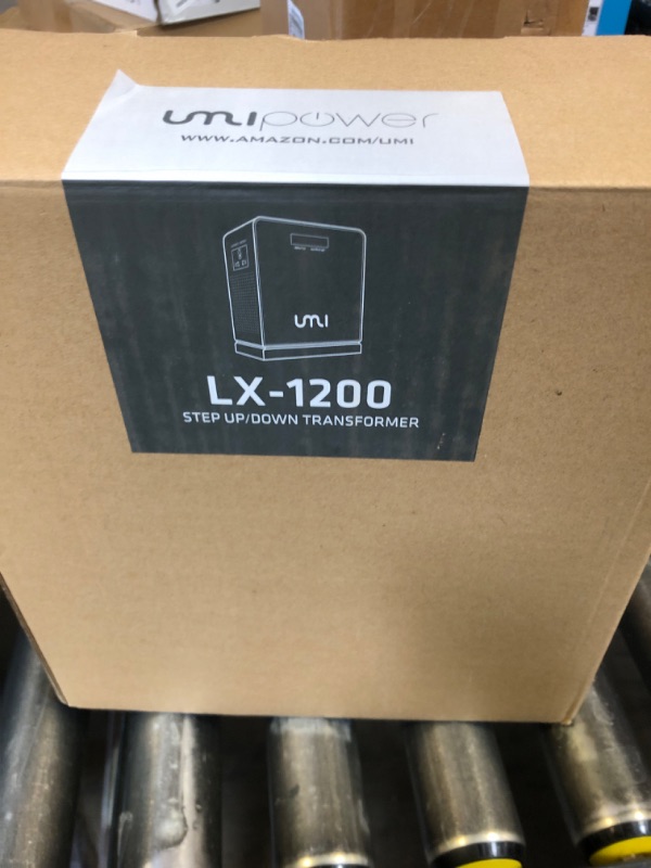 Photo 1 of UMI 220V to 110V Voltage Power Converter Step Down Transformer 1600 Watts Capacity with 2 Output Voltages 110V and 100V, White
