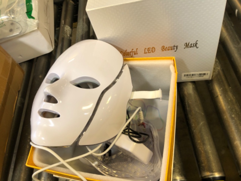Photo 1 of SDKWDH Red Light Therapy for face