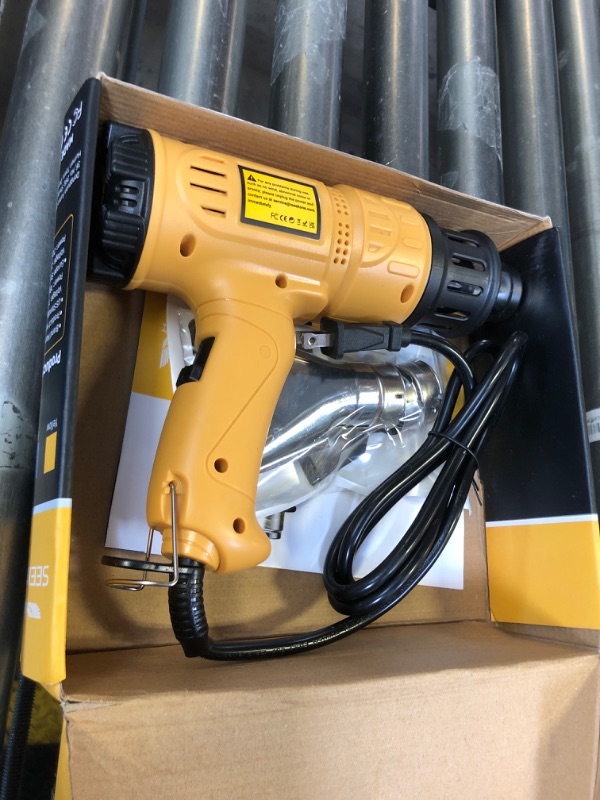 Photo 1 of SEEKONE Heat Gun 1800W 122?-1202??50?- 650??Fast Heating Heavy Duty Hot Air Gun Kit Variable Temperature Control Overheat Protection with 4 Nozzles for Crafts, Shrinking PVC, Stripping Paint(5.2FT)