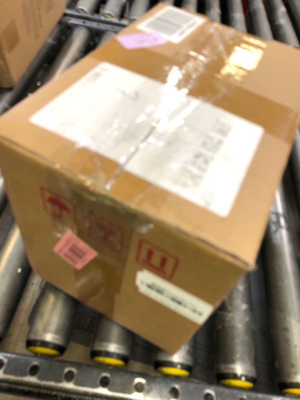 Photo 1 of Air Conditioner A/C Compressor with Clutch for Nissan March 1.6 2012-2019, Micra 1.6 2015-2019, Note 1.6 2014-2019, Tiida 1.6/1.8 2016-2018, Versa 1.6 2012-2019, Versa Note 1.6 2014-2019