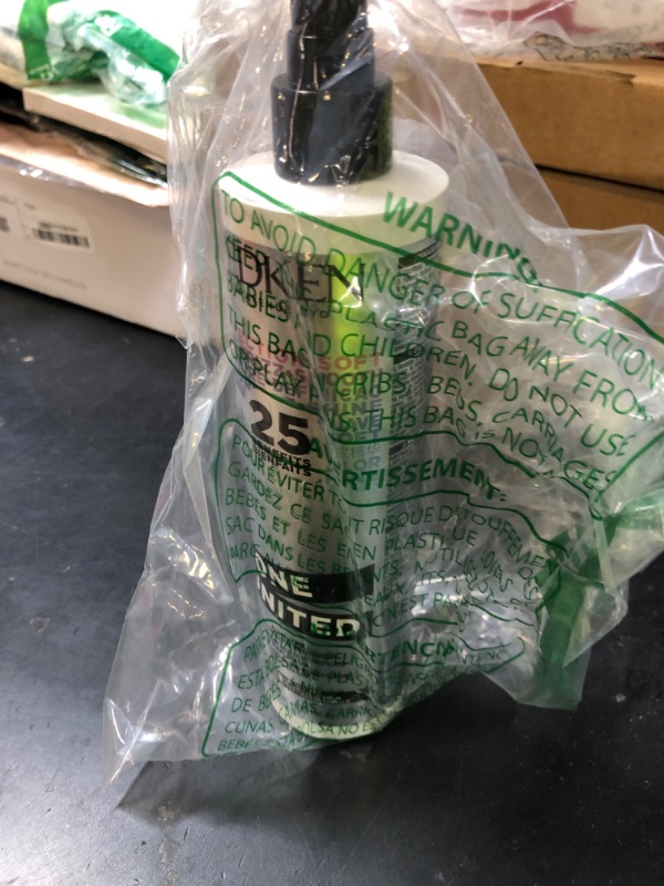 Photo 1 of Redken One United Leave In Conditioner | Heat Protectant Spray for Blow Dry & Hair Styling | Multi-Benefit Hair Treatment | Detangles, Nourishes, & Smooths Frizz | For All Hair Types | Paraben Free