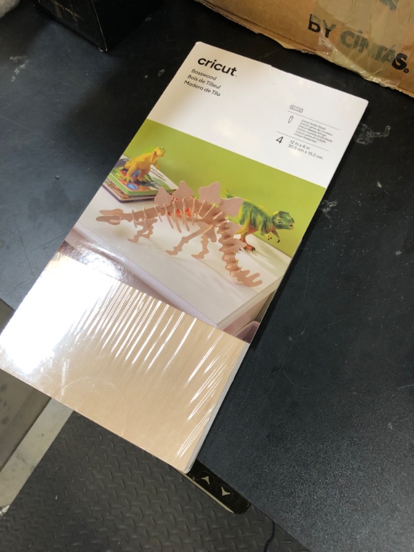 Photo 1 of Cricut 6X12(4) Basswood Natural