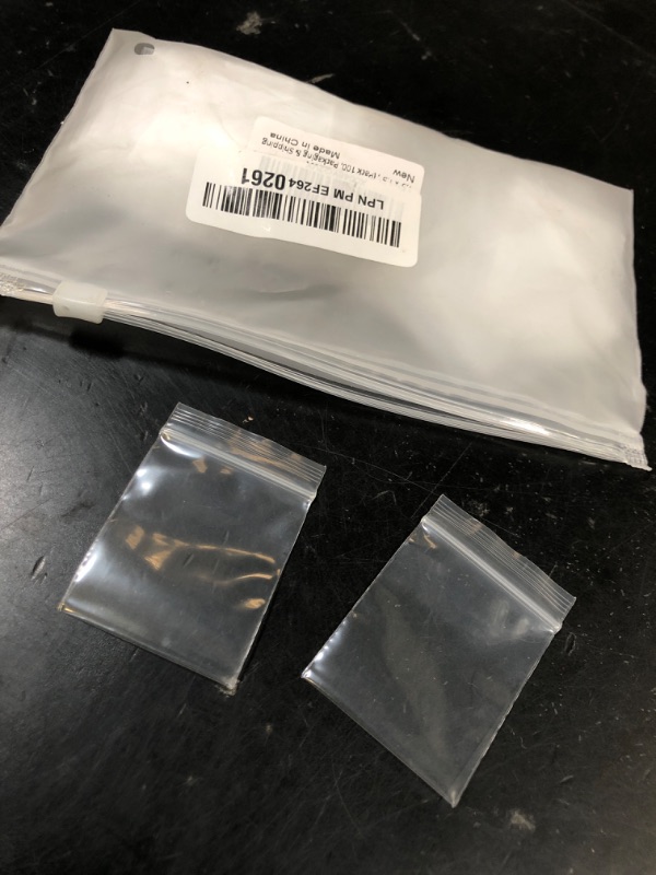 Photo 1 of 100-Pack Tiny Baggies