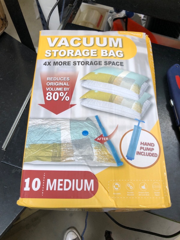 Photo 1 of 10 Medium Vaccum Storage Bags, Space Saver Vacuum Storage Bags Medium, Space Bags, Vacuum Seal Bags for Clothes with Travel Hand Pump
