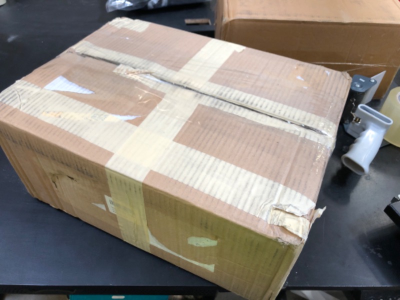 Photo 1 of 12 Pieces Insulating Fire Brick for Ovens, Kilns, Blacksmith, Fireplaces, Forges 9" x 4.5" x 1.25" 2300F Rated Insulating Fire Bricks