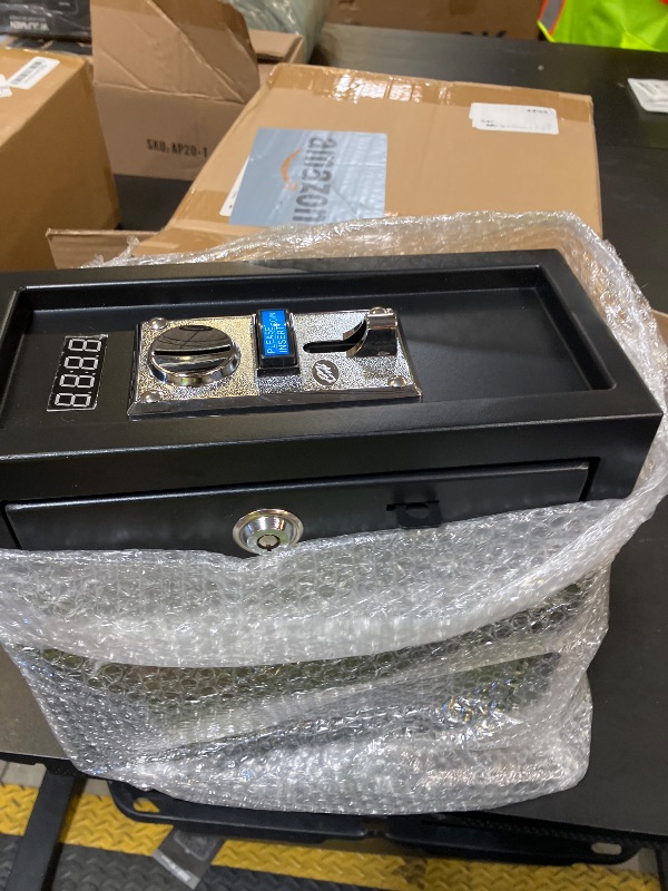 Photo 1 of Sintron ST-002 110V Coin Operated Timer Control Power Box for Electronic Device Vending Machine, Gaming Machines, Massage Chairs, Shoe Polishers, Washing Machines, Chargers, Dryers, Auto Car Wash, PCs