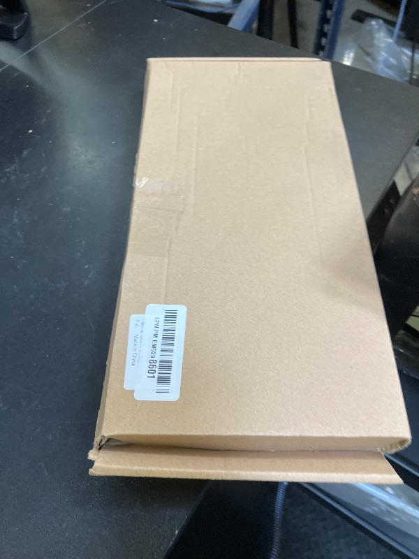 Photo 1 of 10 Pack Sublimation License Plate Blanks,Heat Thermal Transfer Sheet DIY Picture Sublimation Blank,Metal Aluminum Automotive License Plate Plates Tag for Custom Design Work - White