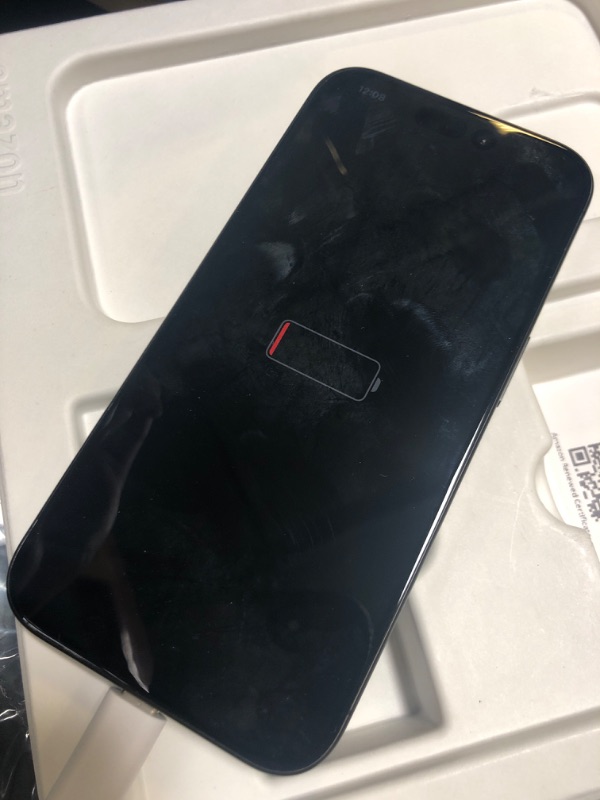 Photo 1 of IPHONE 15 PRO - MISSING CHARGING CORD