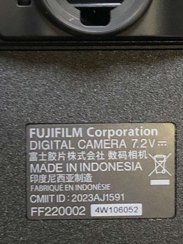 Photo 1 of FUJIFILM X-S20 (26 MP, 6.2K 30P, FHD 240P 10x Slo mo, AI Processing,IBIS System, VLOG Mode) with Free TG-BT1 Bluetooth Tripod Hand Grip