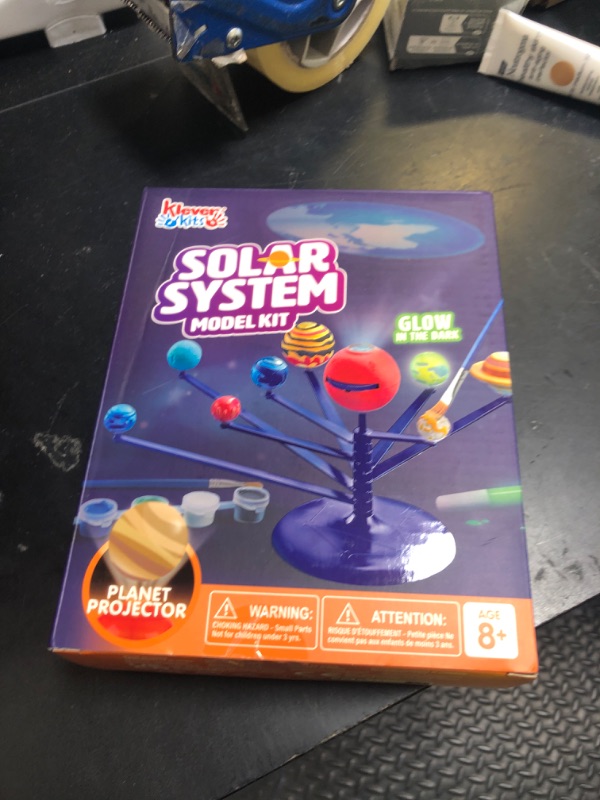 Photo 1 of Klever Kits Solar System Model Kit- Glow in The Dark Painting Toy with Planetarium Projector, Stem Learning Toys for Kids Aged 8+ Space Planets Model