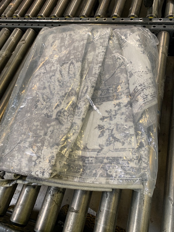 Photo 1 of jinchan Round Rug 7ft Area Rugs - Vintage Floral Distressed Design Machine Washable Non-Slip Low-Pile Ultra-Thin Circle Rug for Living Room Dining Room Bedroom Home Office Farmhouse (7' Round,Grey)