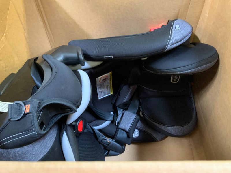 Photo 1 of evenflo car seat