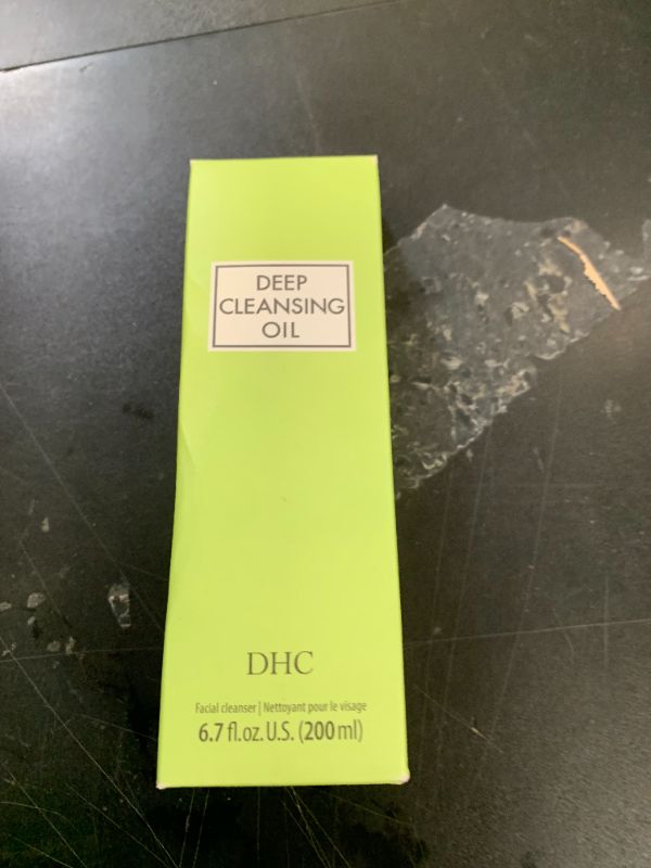 Photo 1 of DHC Deep Cleansing Oil, Facial Cleansing Oil, Makeup Remover, Cleanses without Clogging Pores, Residue-Free, Fragrance and Colorant Free, All Skin Types, 6.7 fl. oz.