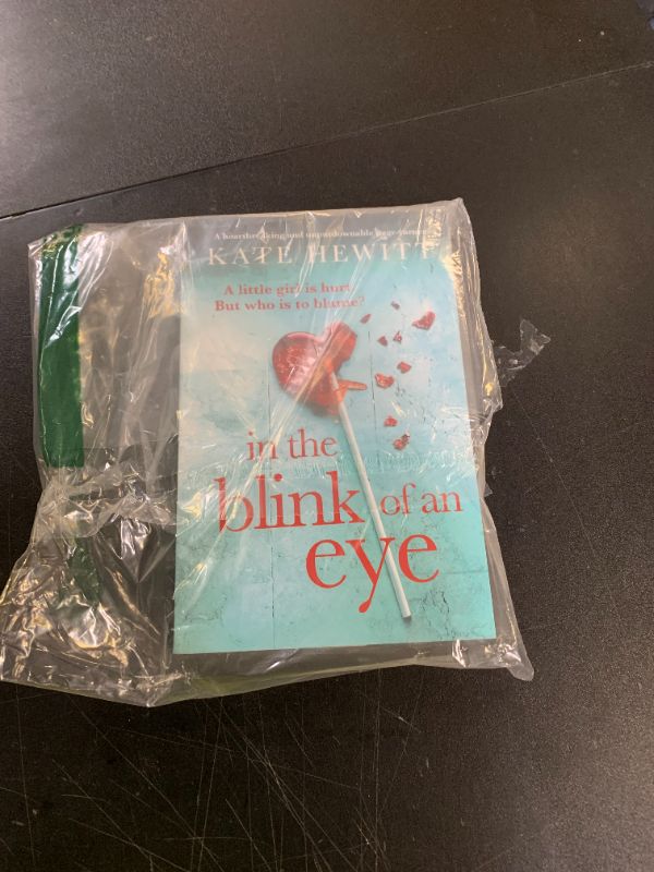 Photo 1 of In the Blink of an Eye: A heartbreaking and unputdownable page-turner (Powerful emotional novels about impossible choices by Kate Hewitt)