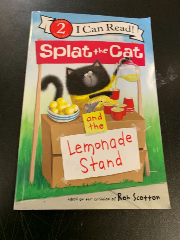 Photo 1 of Splat the Cat and the Lemonade Stand (I Can Read Level 2) Paperback – Illustrated, May 7, 2019
