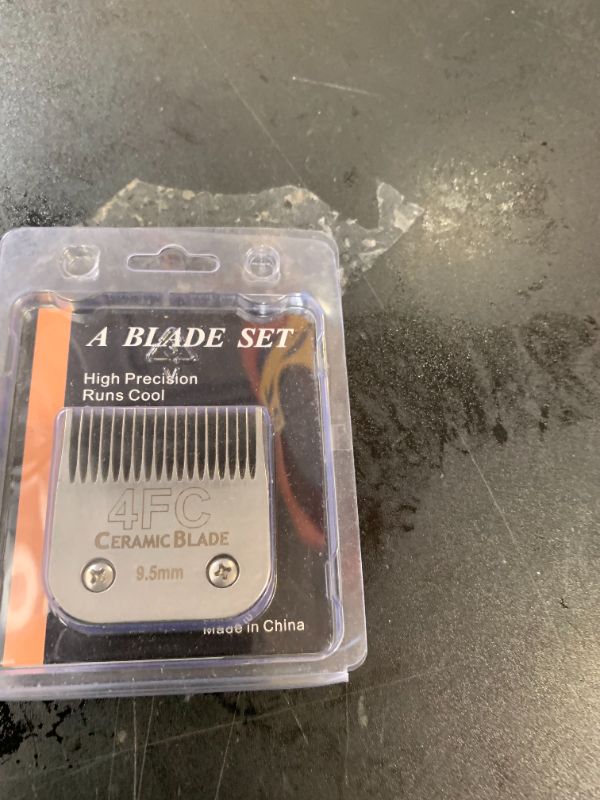 Photo 1 of Audoc 4FC Blade Detachable Pet Clipper Replacement Blades, Ceramic and Stainless Steel, Compatible with Andis, Oster, and Wahl Clippers