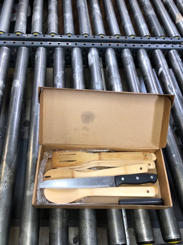 Photo 1 of Mixed 10 Piece Spatula set