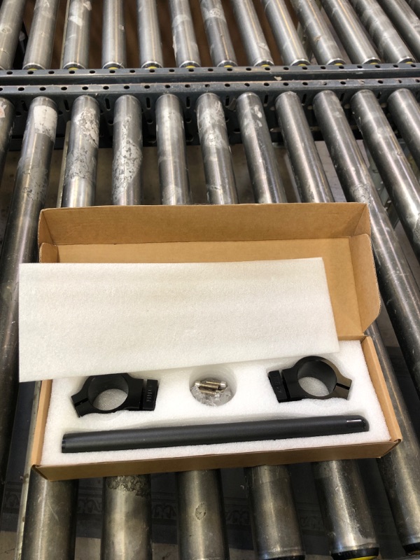 Photo 1 of 41mm Motorcycle Handlebars 7/8" Motorcycle Fork Clip ons Handlebars for Hon-da CB500 CB650 CB750 1969-1982 CBX CL77 MR250 SL350 CB450 CL450 CX500 GB500 GL500 CB550 Su-zuki TS-250 GN-400 GT-550 GS-8