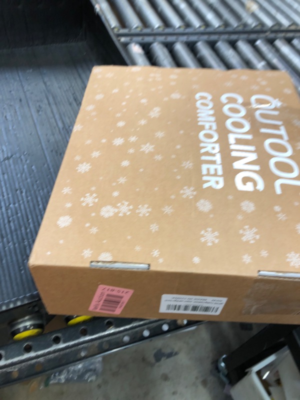 Photo 1 of QUTOOL® Cooling Blankets for Hot Sleepers and Night Sweats All Season,Cooling Comforter King Size,Double-Sided Ice Blanket Technology Absorbs Body Heat Q-Max>0.4,Lightweight Breathable,Gray,104"x90"