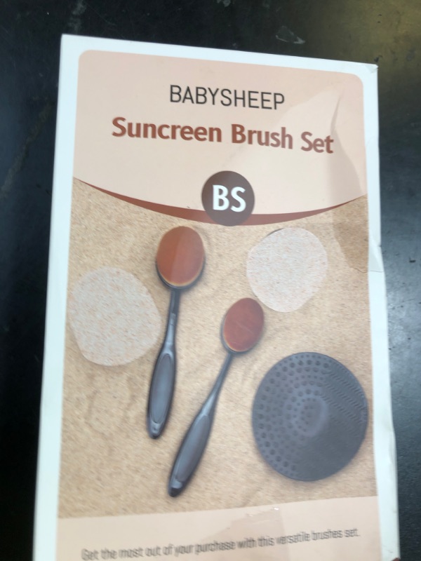 Photo 1 of Sunscreen Brush Applicator Set-Sunblock Brush for Kids Adults,Child-Safe for Face and Body, Sun Lotion/Cream Applicator with Storage Bag & Cleaning Mat,Travel Size (2 pack-Black)