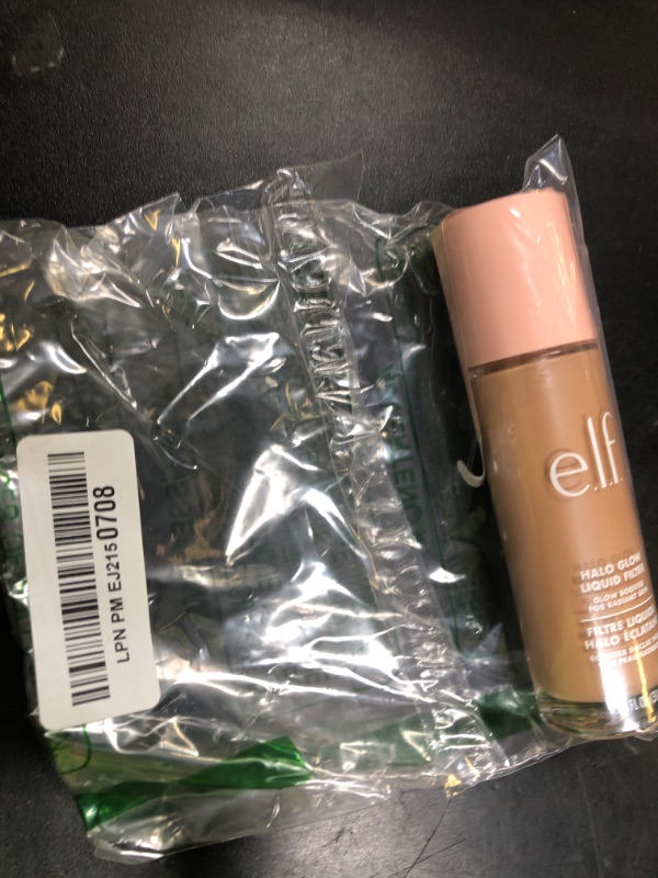 Photo 1 of e.l.f. Halo Glow Liquid Filter, Complexion Booster For A Glowing, Soft-Focus Look, Infused With Hyaluronic Acid, Vegan & Cruelty-Free, 3.5 Medium