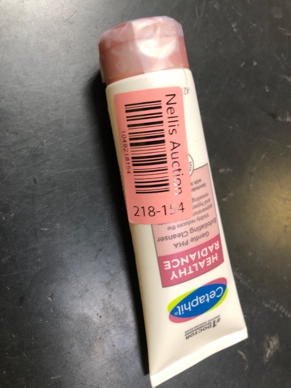 Photo 1 of Cetaphil Face Wash, Healthy Radiance Gentle Exfoliating Cleanser, Visibly Reduces Look of Dark Spots and Hyperpigmentation, Designed for Sensitive Skin, Hypoallergenic, Fragrance Free, 4.2oz