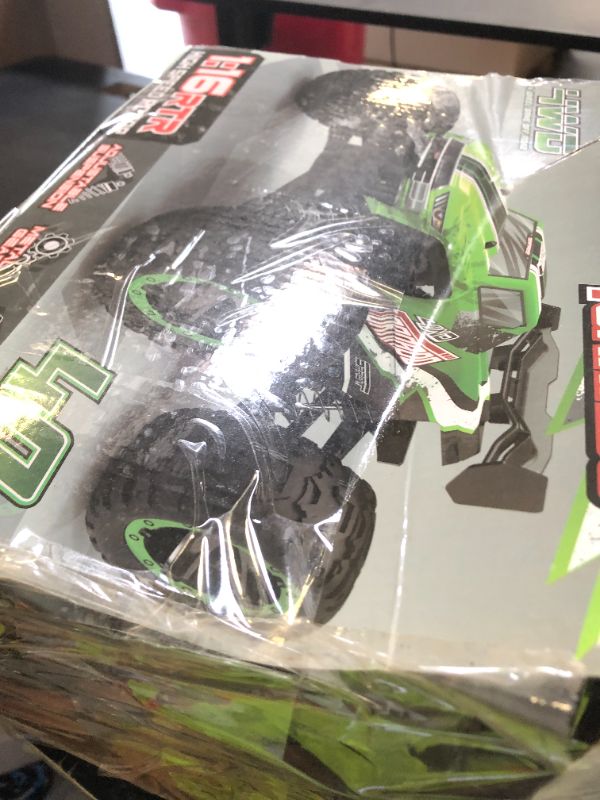 Photo 1 of RACENT Monster Truck Tornado 4WD 1/16 785-7 - Brushed / Green	
