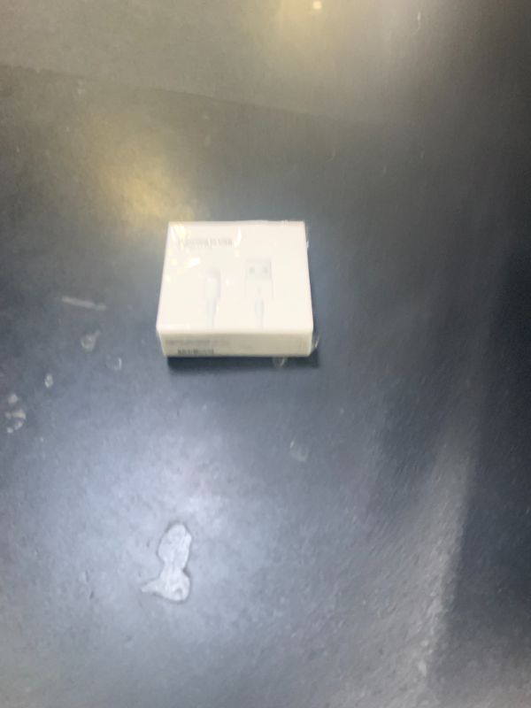 Photo 1 of Apple Lightning to USB Cable (1 m) ???????