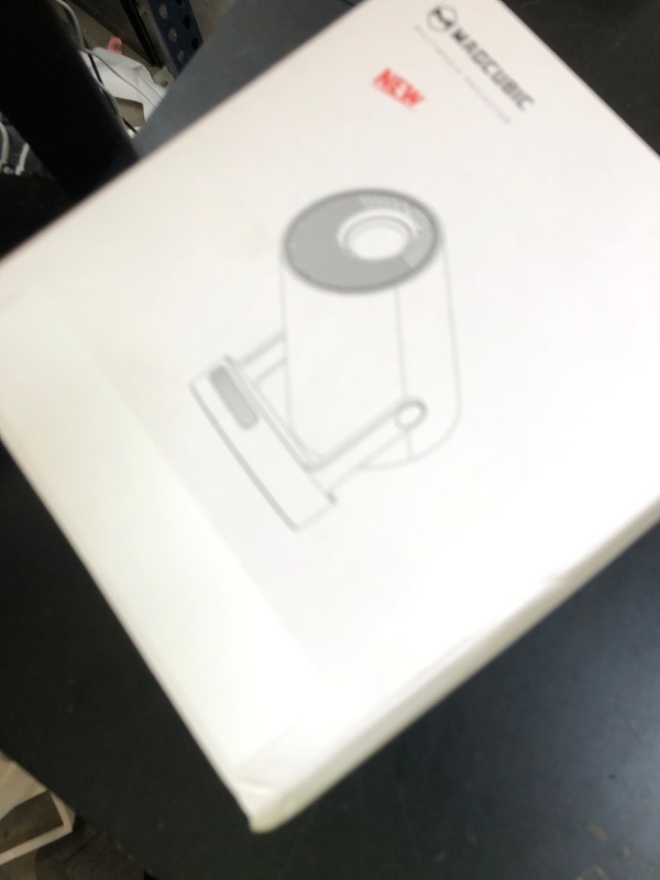Photo 1 of ?Electric Focus?Magcubic Mini Projector 4K Support, Portable Projector with WiFi 6 and Bluetooth 5.4, Smart Proyector, 5W Soundbase Speaker, 180° Rotation for Home Theater HY300 Ultra