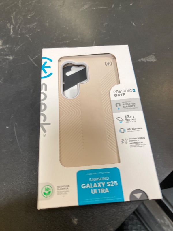 Photo 1 of Speck Samsung Galaxy S25 Ultra Case - Magnet Case, 13-Foot Drop Protection, No-Slip Grips - Samsung S25 Ultra Case Magsafe - Raised Bezel and Enhanced Buttons - Presidio 2 Grip
