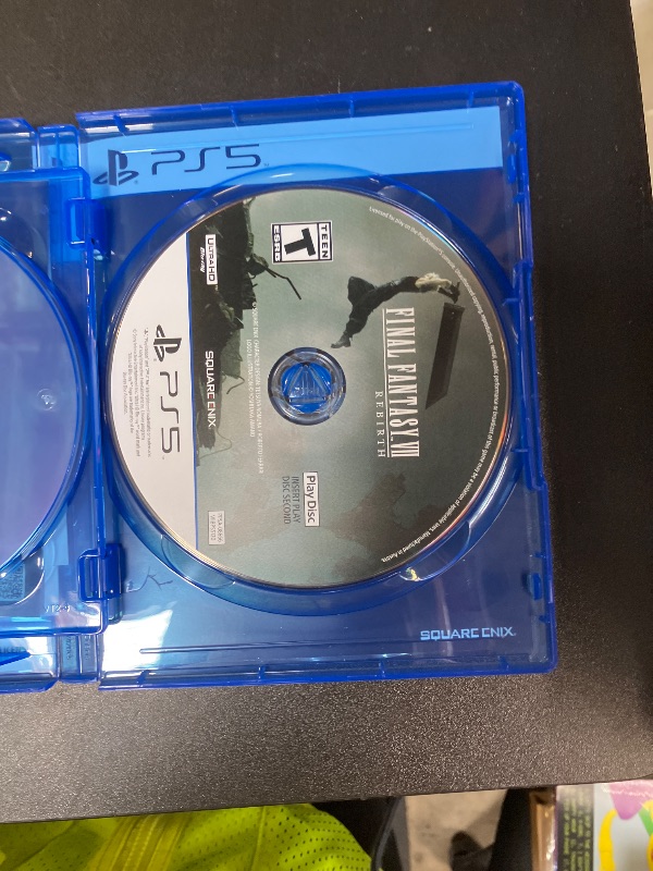 Photo 1 of Final Fantasy VII Rebirth - Exclusive Amazon Edition (PS5)