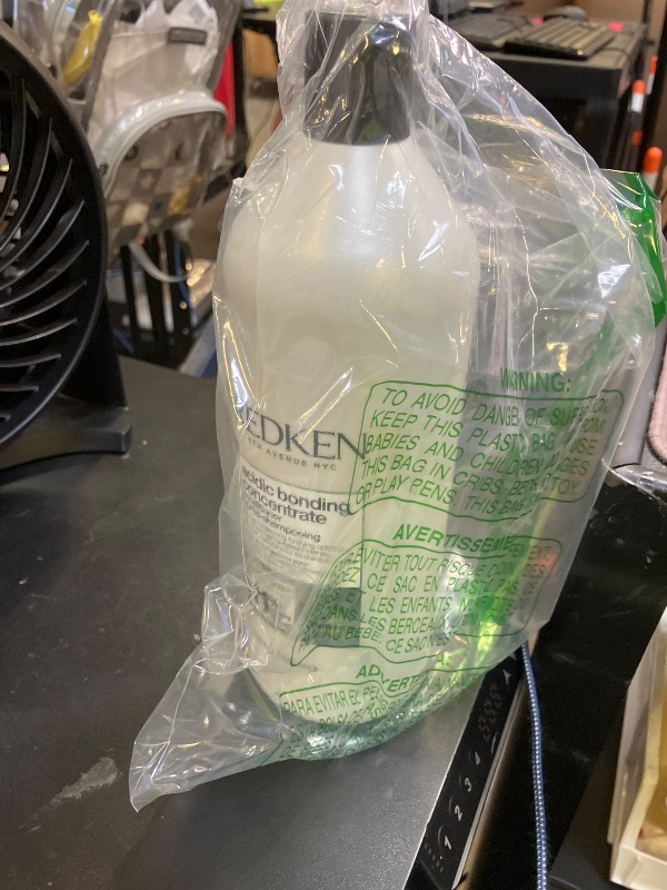 Photo 1 of REDKEN Bonding Conditioner for Damaged Hair Repair, For All Hair Types including Dry and Colour-Treated, Acidic Bonding Concentrate, 1000 ml
