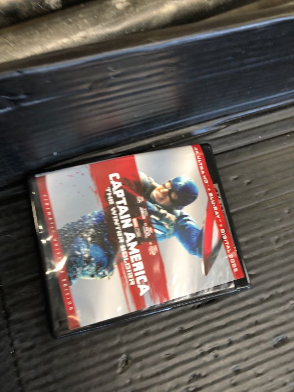 Photo 1 of Captain America: The Winter Soldier [Blu-ray]