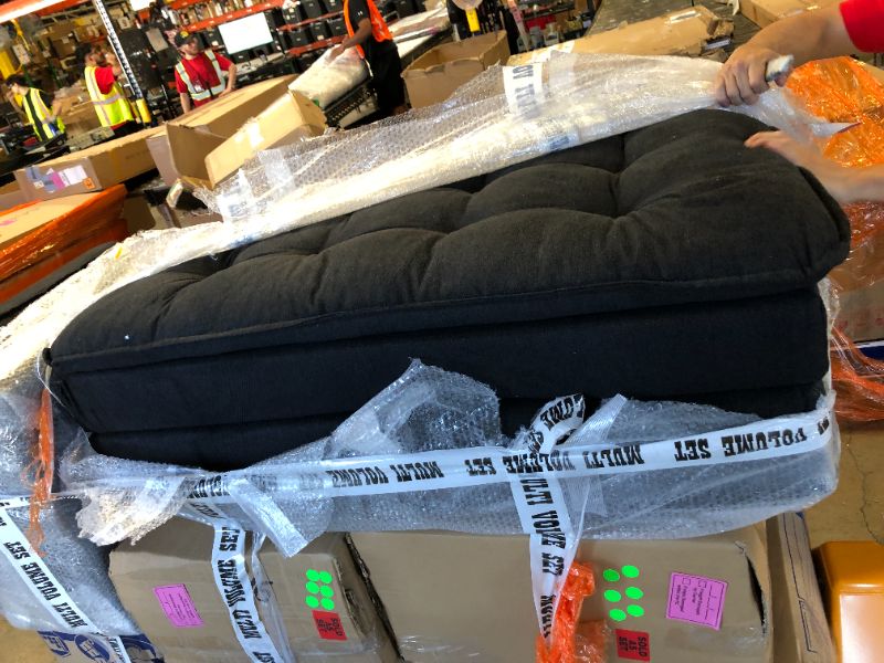 Photo 1 of L SHAPE SECTIONAL - BLACK 