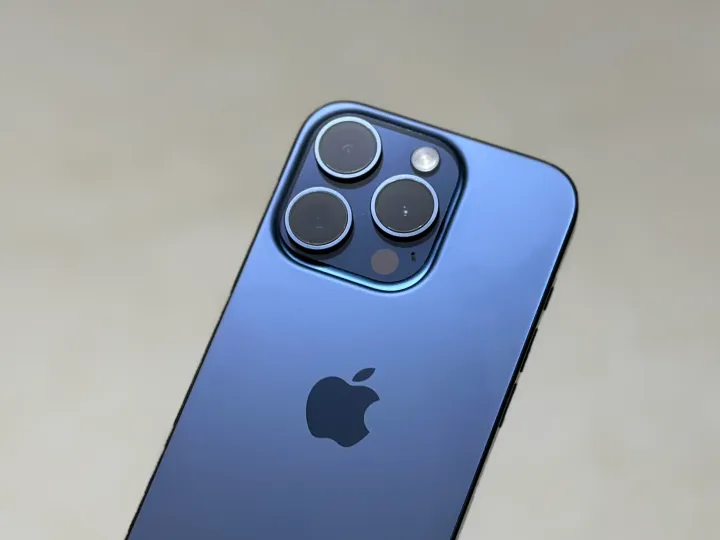 Photo 1 of Apple iPhone 15 Pro - Dark Blue - Unknown Storage, does not charge. Sold for parts.
