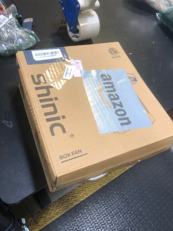 Photo 1 of shinic 10" Tabletop Box Fan for Bedroom, 2 Speeds, Quiet Table Fan with Strong Airflow, Energy Efficient Small Box Fan, Portable Kitchen Exhaust Fan for Bedroom Bathroom Office Dorm Workshop, White