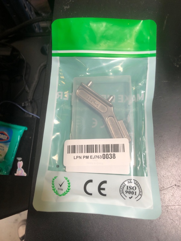 Photo 1 of AeKeatDa Right Angle Attachment 90 Degree Cordless Right Angle Drill Adapter with 3/8" Keyed Chuck 8mm Hex Shank(Chuck Range: 1-10mm)