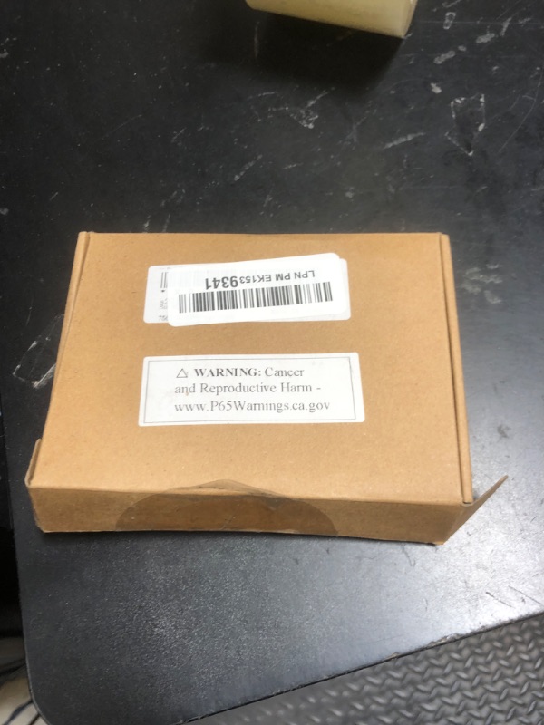 Photo 1 of uxcell Bulkhead Fitting Adapter 12mm Barbed x G1/2 Female ABS White for Aquariums, Water Tanks, Tubs, Pools 4Pcs