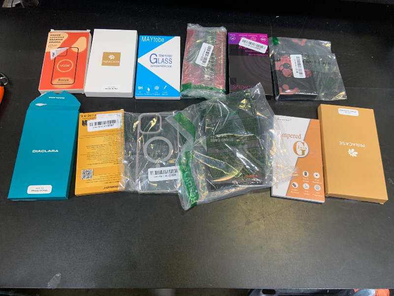 Photo 1 of Bundle of phone cases
