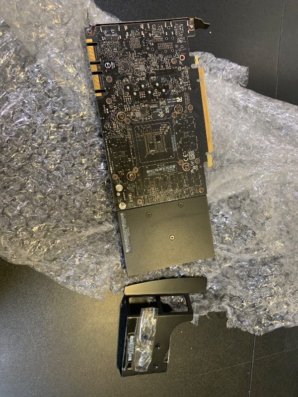 Photo 1 of Dell Quadro P4000 8GB GDDR5 256-Bit PCI-E 3.0 x16 Graphics Card (Renewed)