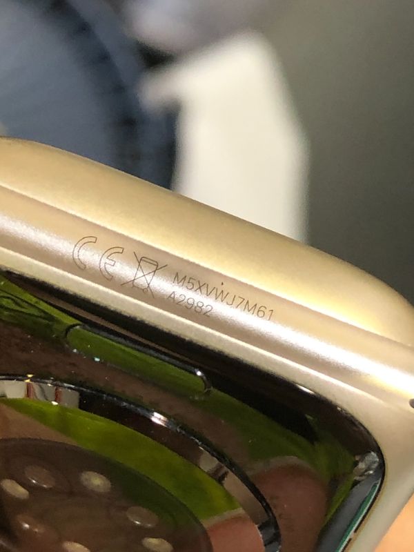 Photo 1 of Apple Watch Series 9 [GPS + Cellular 41mm] Starlight Aluminum Case with Starlight Sport Band S/M (Renewed Premium)