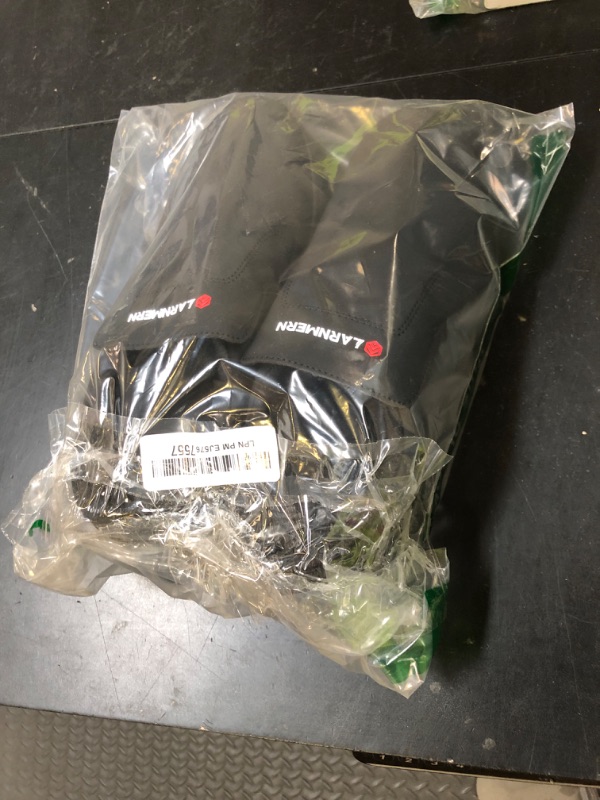 Photo 1 of LARN SAFETY Men Work Shoes Non Slip Waterproof Kitchen Chef Food Service Shoe Restaurant Hospital (Black/9)