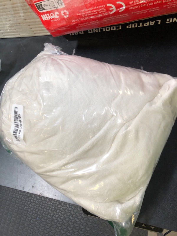 Photo 1 of Cathay Home Twin Flannel-Plush Fur Fitted Sheet - Ultra Soft & Thick Plush Fur - All Season Cozy Warmth - 12" Deep Pocket Fitted Sheet Only (Twin, Cream)