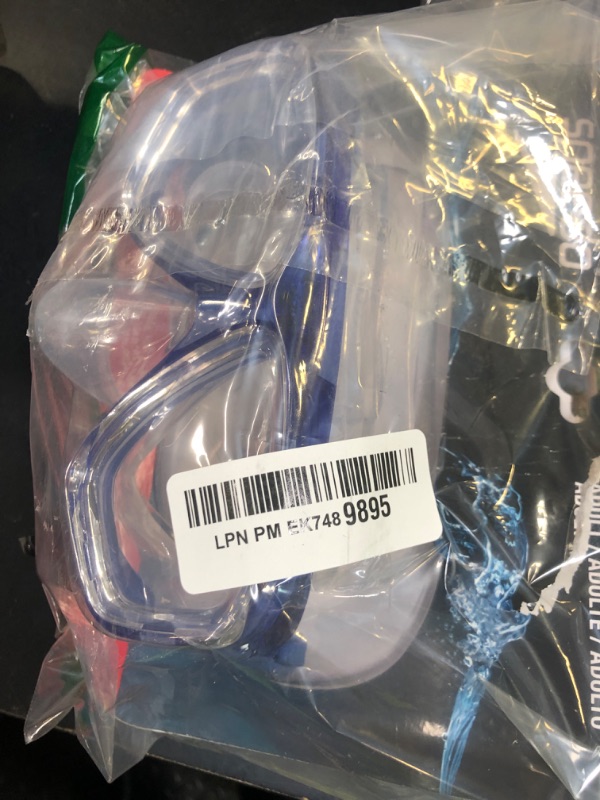 Photo 1 of Speedo Unisex-Adult Swim Snorkel Dive Mask Anti-Fog with Nose Cover Adventure Series, M Blue, One Size