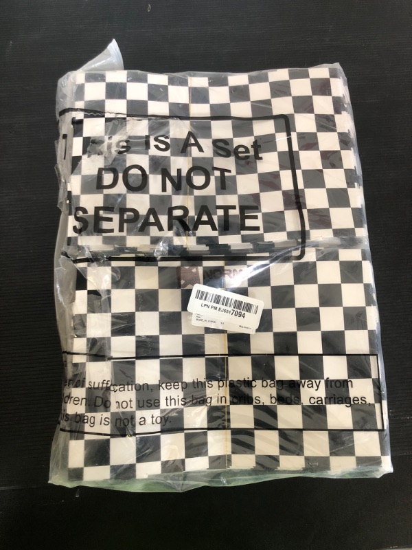 Photo 1 of Norme 100 Pcs Large Black Checkered Cardboard Food Trays 10.24 x 7.09 x 2.36'' 4 Corner Paperboard Food Box Paper Snack Trays Black and White Disposable Holder for Popcorn Nacho Theater Carnival