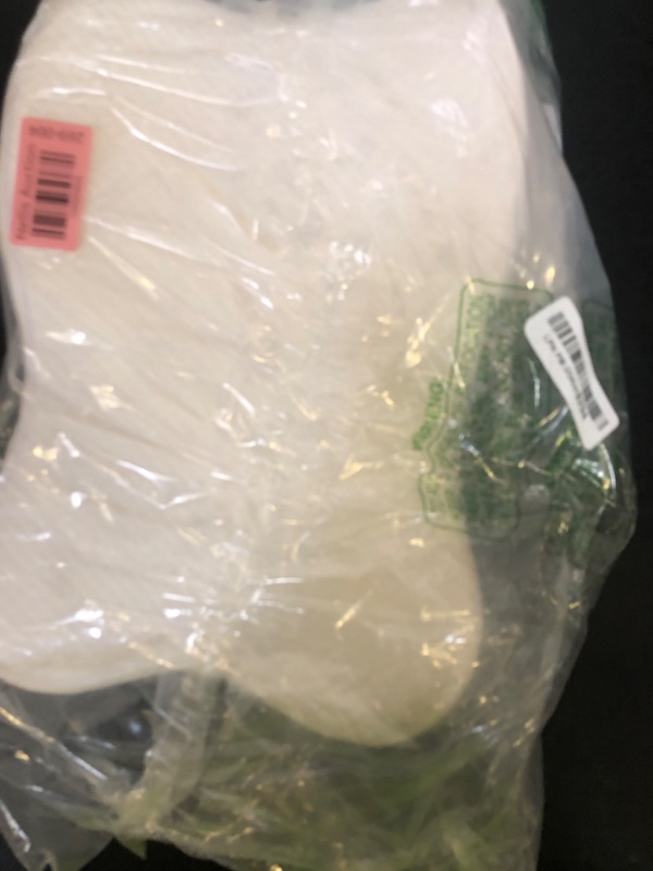 Photo 1 of white pillow